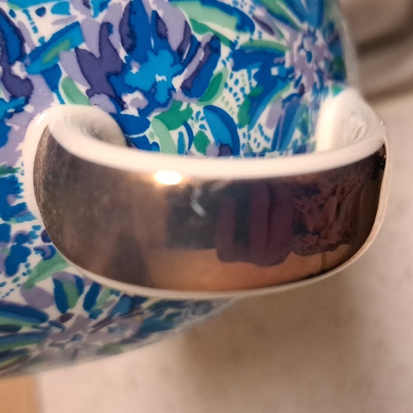 Used Set of 2 Lily Pulitzer mugs - Picture 7 of 7